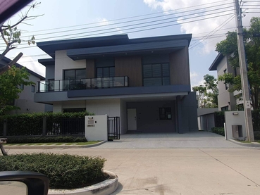 ��بѡ� �� M Property