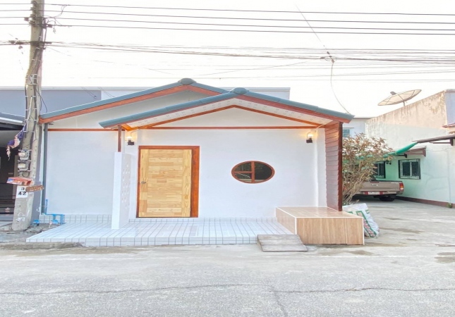 �ҧ�˭� �� ����ѷ �����൷ ��ਹ���(�������) �ӡѴ