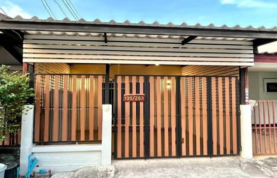 �ù��� �� TheEstate78924