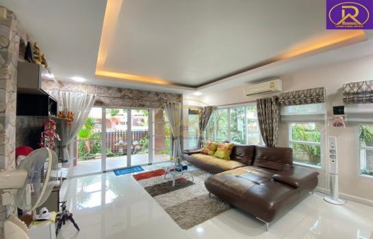 ���ͧ �� livingd949