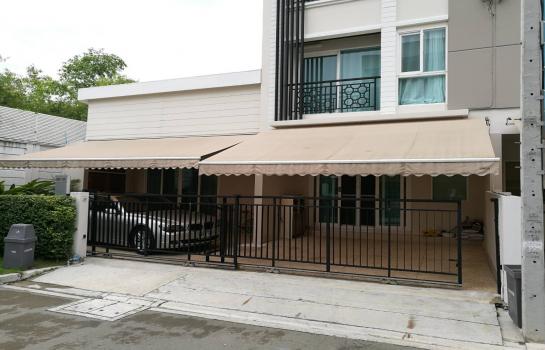 ����ǹ��ǧ �� Estate Corner