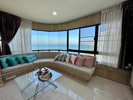 ��ªź��� �� incube