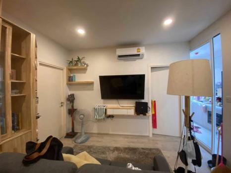 ��ا෾ �� M Property