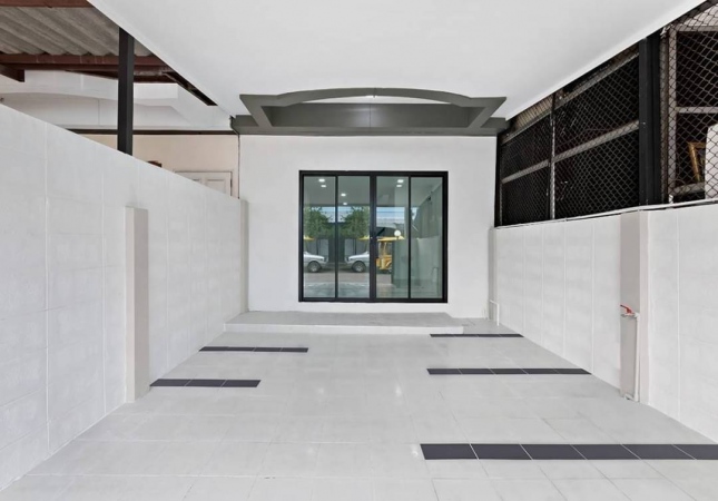 �ҧ�˭� �� ����ѷ �����൷ ��ਹ���(�������) �ӡѴ