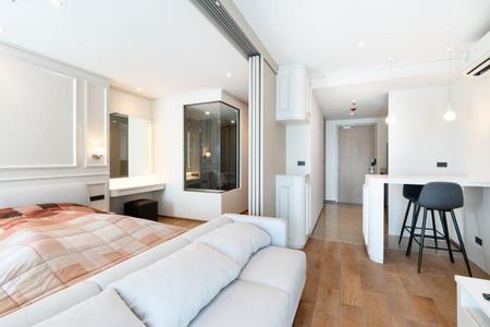 ྪú��� �� incube