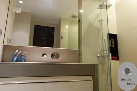 ���� �� incube