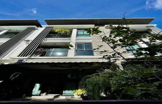 ���ͧ �� biw