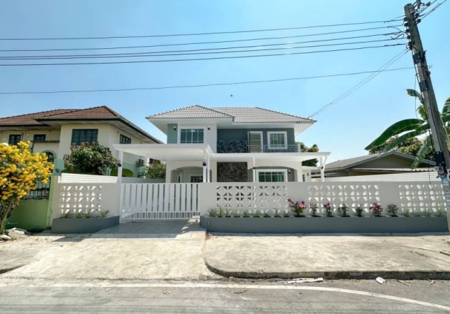 �ҧ�˭� �� ����ѷ �����൷ ��ਹ���(�������) �ӡѴ