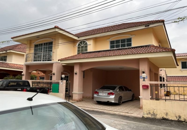 ���ͧ �� A House property