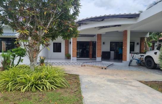 ��ҹresort �ŧ