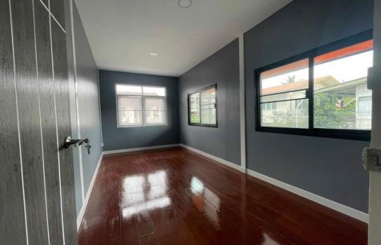 บ้าน จอมทอง บ้าน จอมทอง