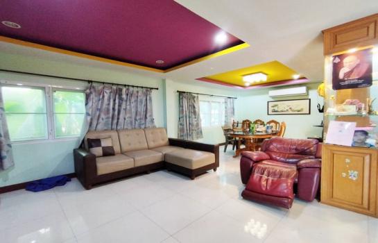 บ้าน จอมทอง บ้าน จอมทอง