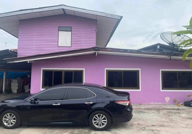 �ź��� �� A House property