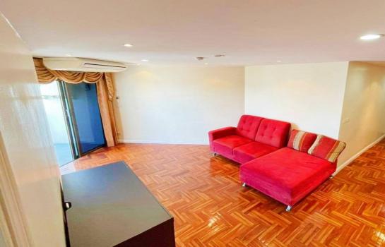 ��й�� �� Sararat_dai