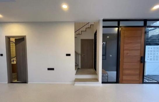 ��ҹ˹�ҡ��ҧ8���� �Ҵ�����