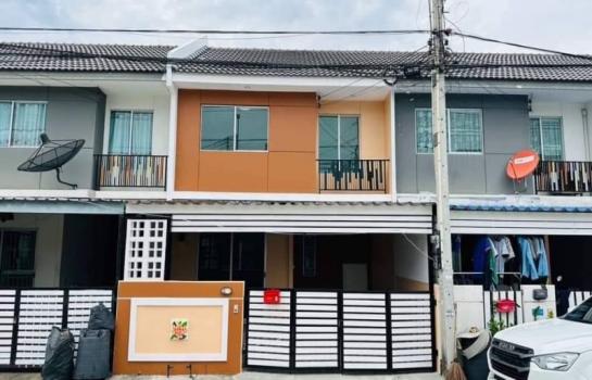 ��ªź��� �� Ingfar Pearkaew