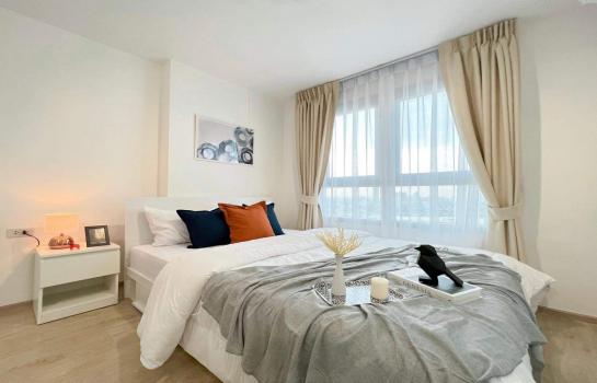 �ҧ�˭� �� All Living