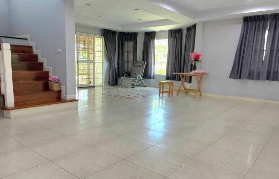 �Ҵ��кѧ �� Sararat_dai