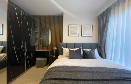 ��ا෾ �� All Living