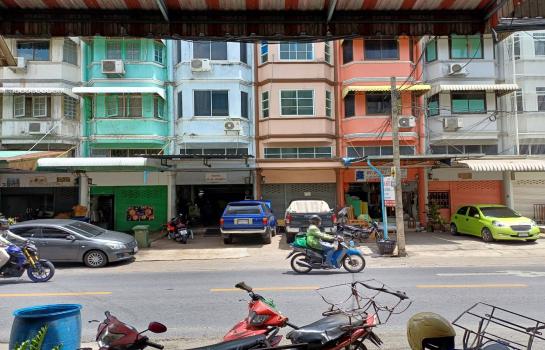 �Ҥ�þҳԪ�� 20 ���ҧ��