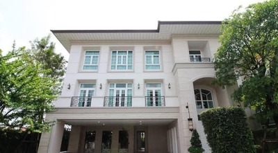 ��º�ҹ studio