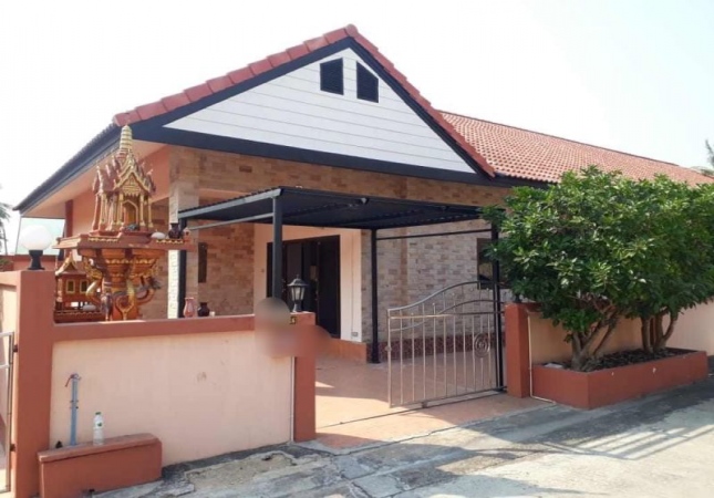 �ź��� �� A House property