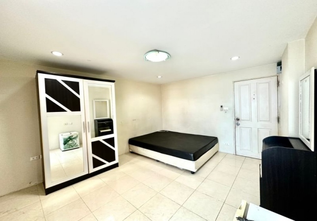 ���ͧ �� A House property