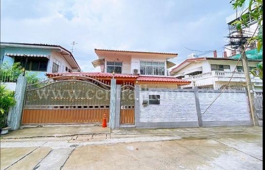 ���ͧ �� Central Home