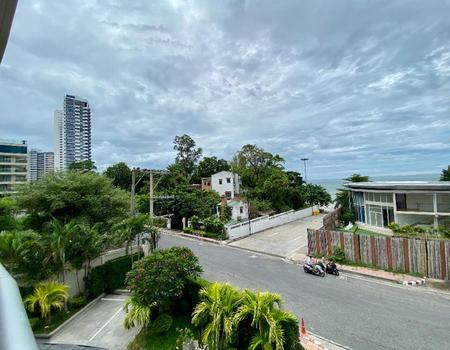 ��ªź��� �� incube