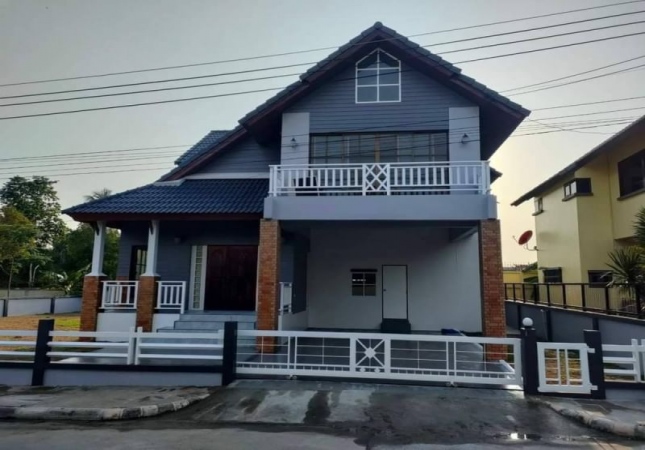 ���ͧ �� A House property
