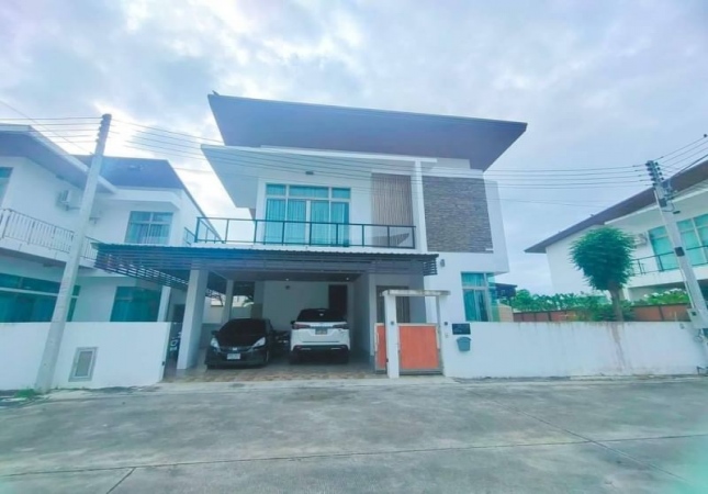 ���ͧ �� A House property