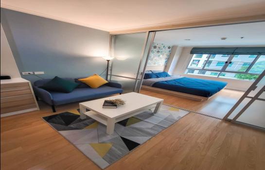 �ҧ��Ѵ �� ��