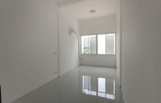 �Ҥ�þҳԪ�������� 28,000 �ҷ�����͹