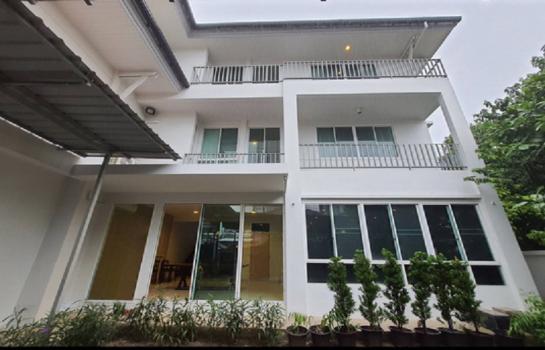 บ้านเดี่ยวธนบุรี