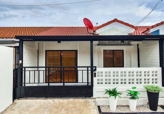 �ҧ�˭� �� ����ѷ �����൷ ��ਹ���(�������) �ӡѴ