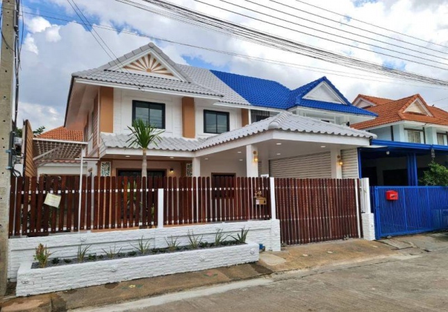 �ҧ�˭� �� ����ѷ �����൷ ��ਹ���(�������) �ӡѴ