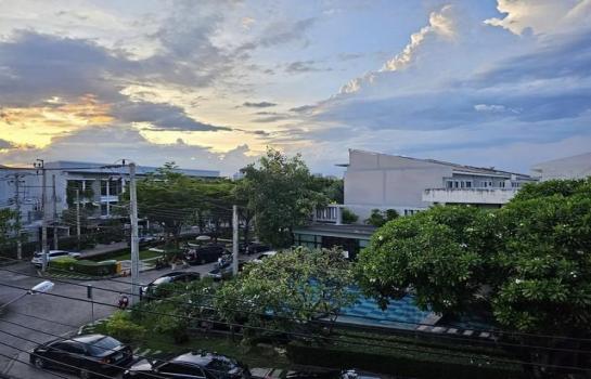 ���ͧ �� biw