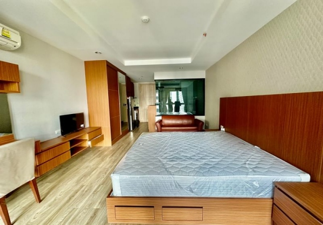 ���ͧ �� A House property