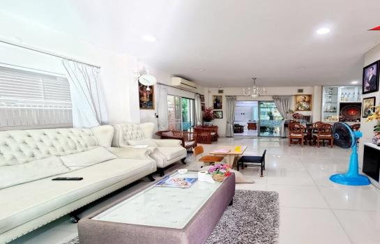 �ҧ�л� �� Sararat_dai