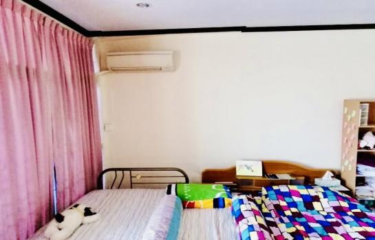 ทาวน์เฮ้าส์พร้อมเฟอร์ ลาดพร้าว ทาวน์เฮ้าส์พร้อมเฟอร์ ลาดพร้าว