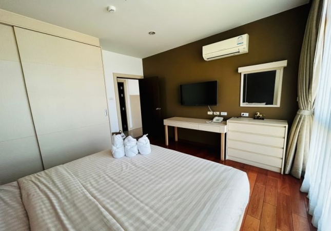 ���ͧ �� A House property