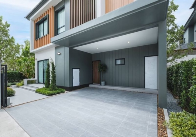 ���ͧ �� A House property