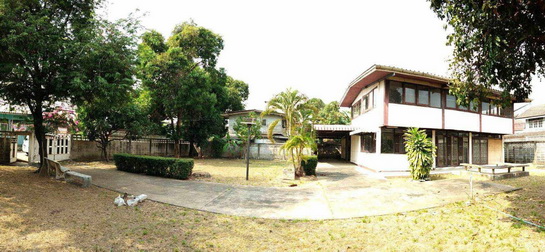 ���Թ BTS �ҧࢹ