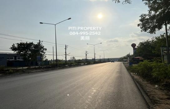 ที่ดิน ติดถนนคอนกรีต 3708 ตารางวา ที่ดิน ติดถนนคอนกรีต 3708 ตารางวา