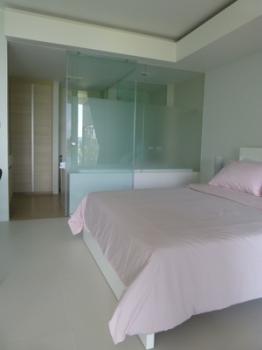 ����Թ �� Estate Corner