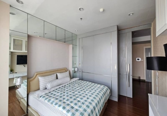 ���ͧ �� A House property