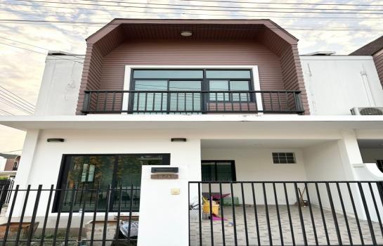 ��ªź��� �� Ingfar Pearkaew