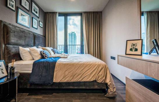 ��¤͹� build-in