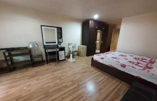 ������¢�ҧ �� Estate Corner