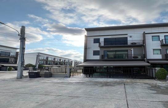 ������ �� Estate Corner